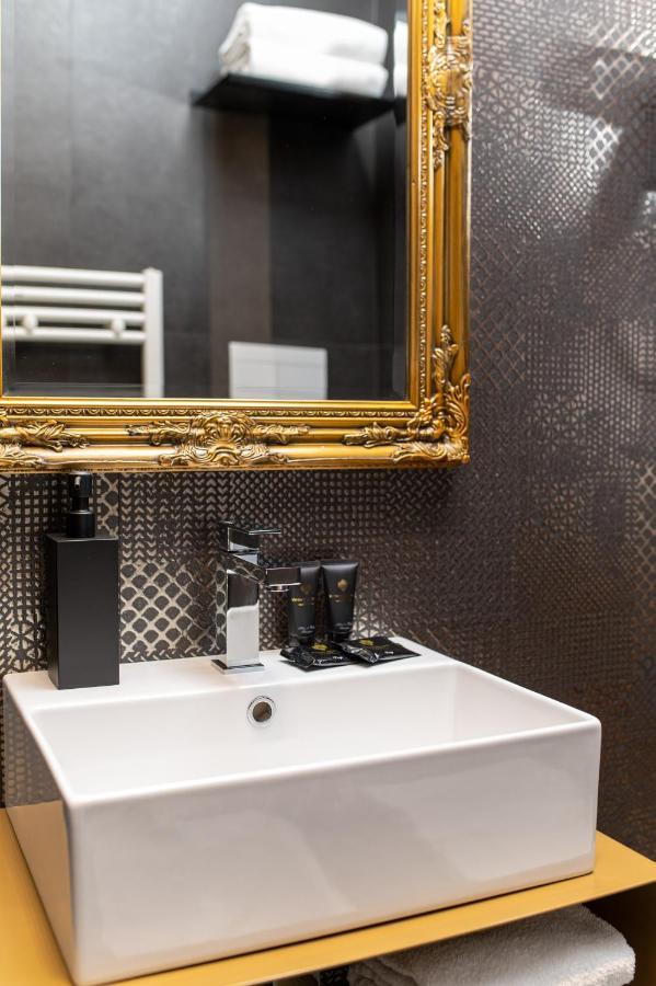 Plebiscito Boutique Rooms 나폴리 외부 사진